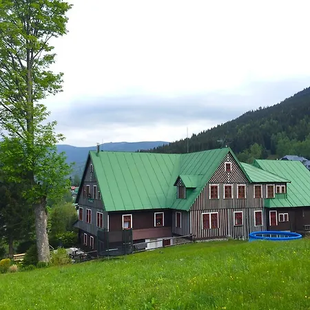 Πανσιόν Lucerna Špindlerŭv Mlýn